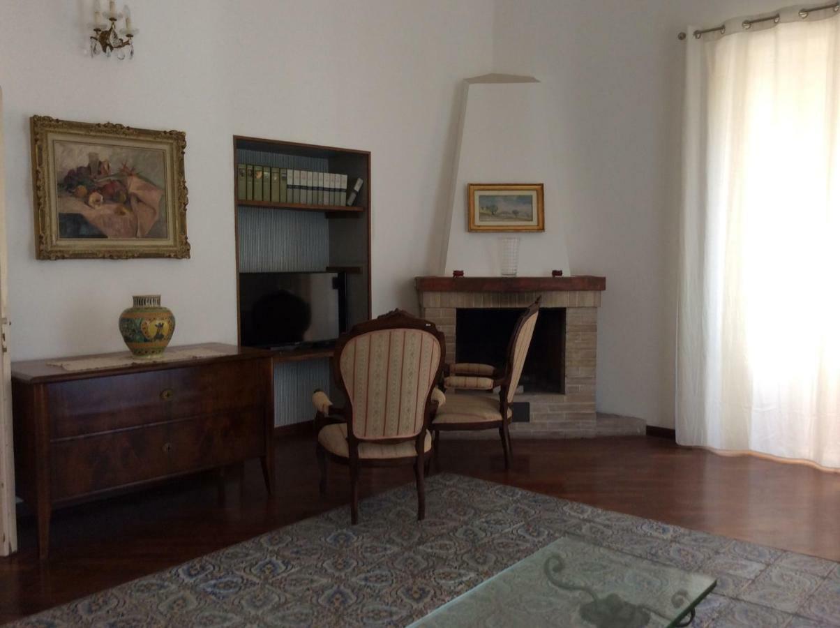 Appartamento Palazzo Pace Al Cassaro 팔레르모 외부 사진